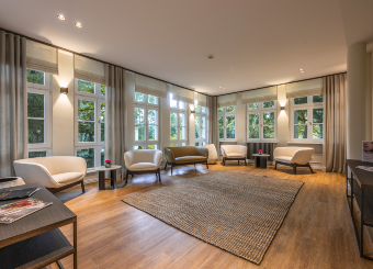 Wartebereich der Rosenpark Klinik